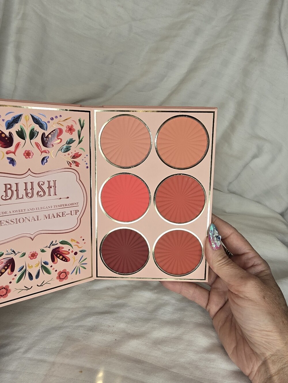Girabella Full Face Makeup Kit. - Picture 5 of 5